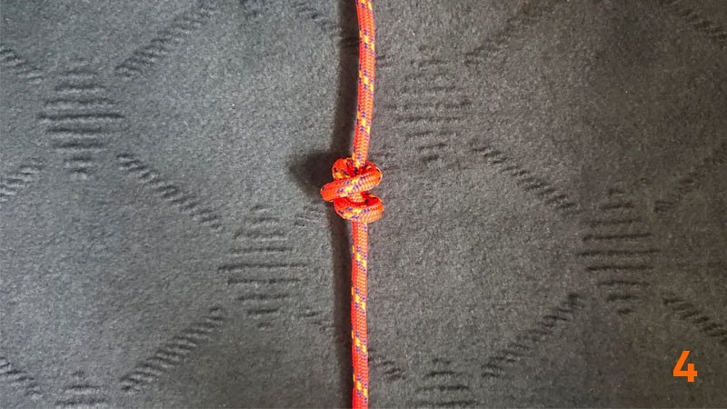 step-4--double-overhand-stopper-knot