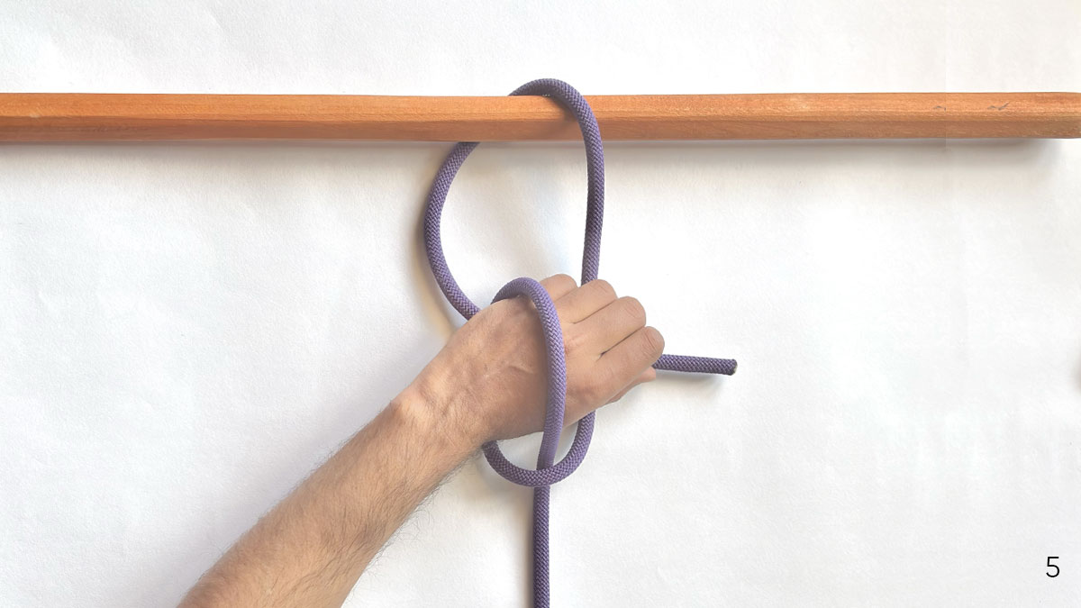 kalmyk-loop-knot-quick-method-step-5