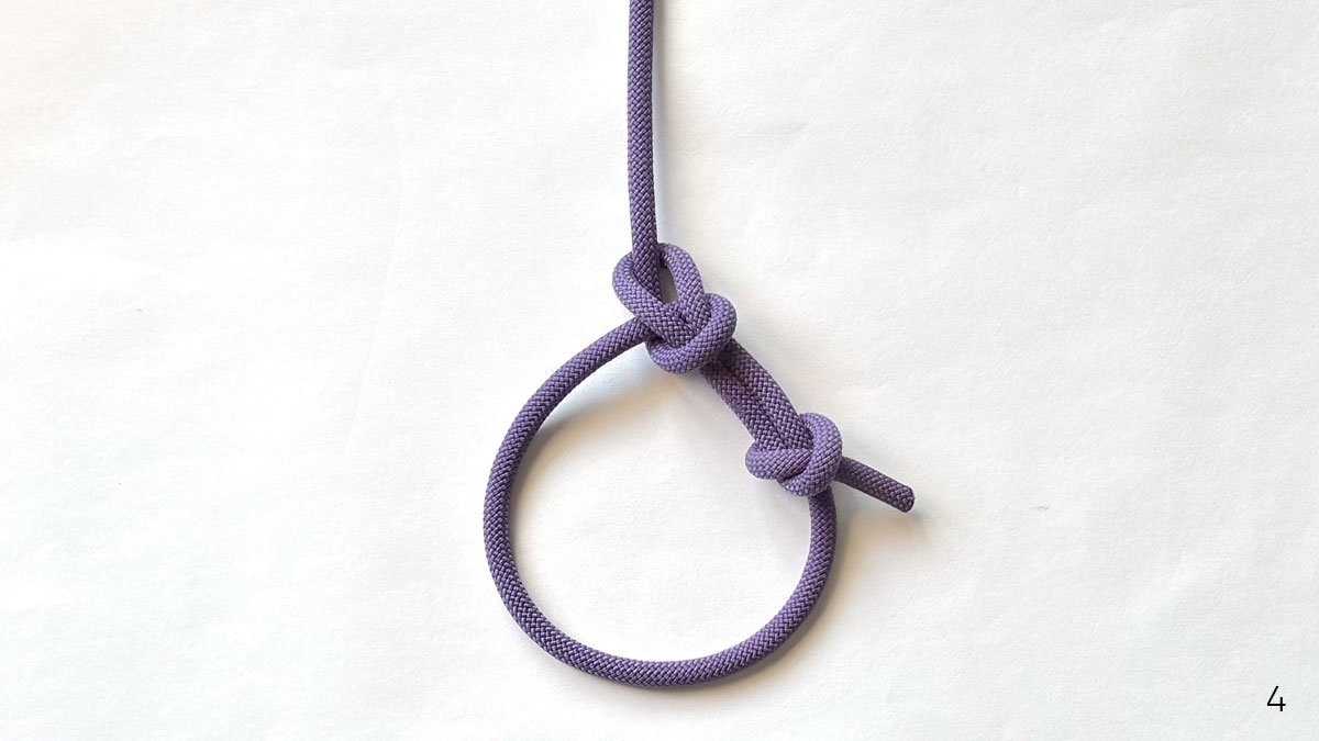 one-handed-bowline-step-4