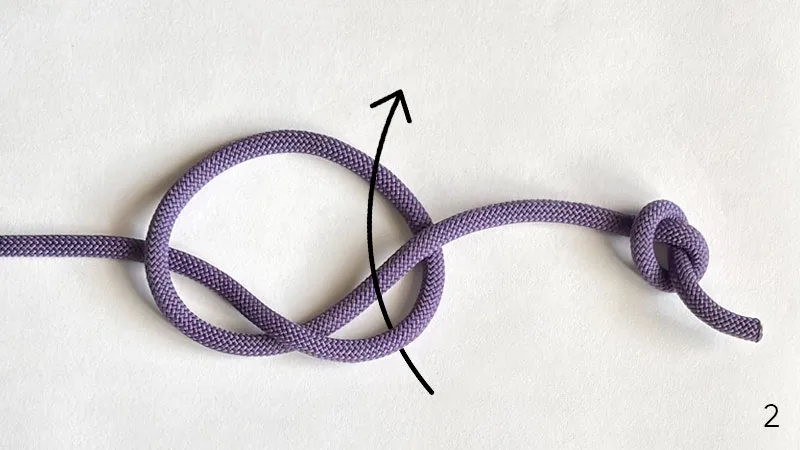 how-to-tie-a-lasoo-step-number-2