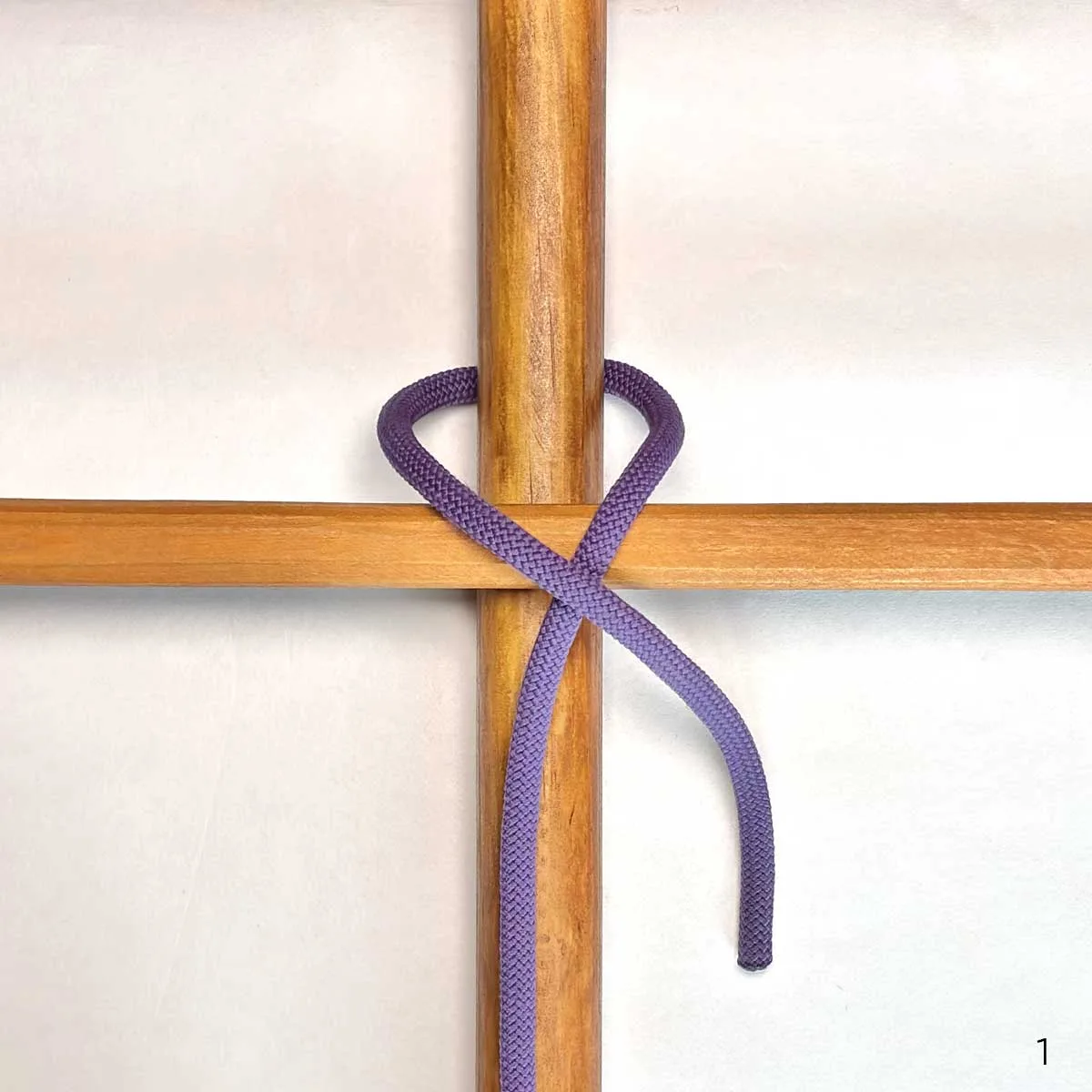 transom-knot-step-1