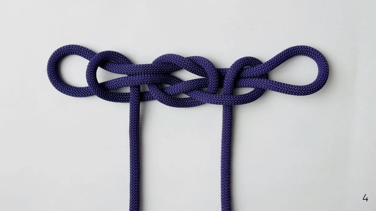 fireman's-chair-knot-step-4