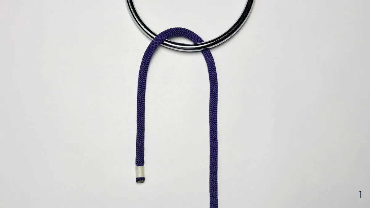 halter-hitch-step-1