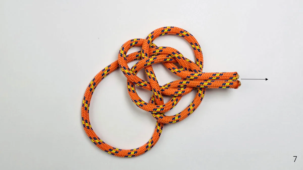lanyard-knot-step-7