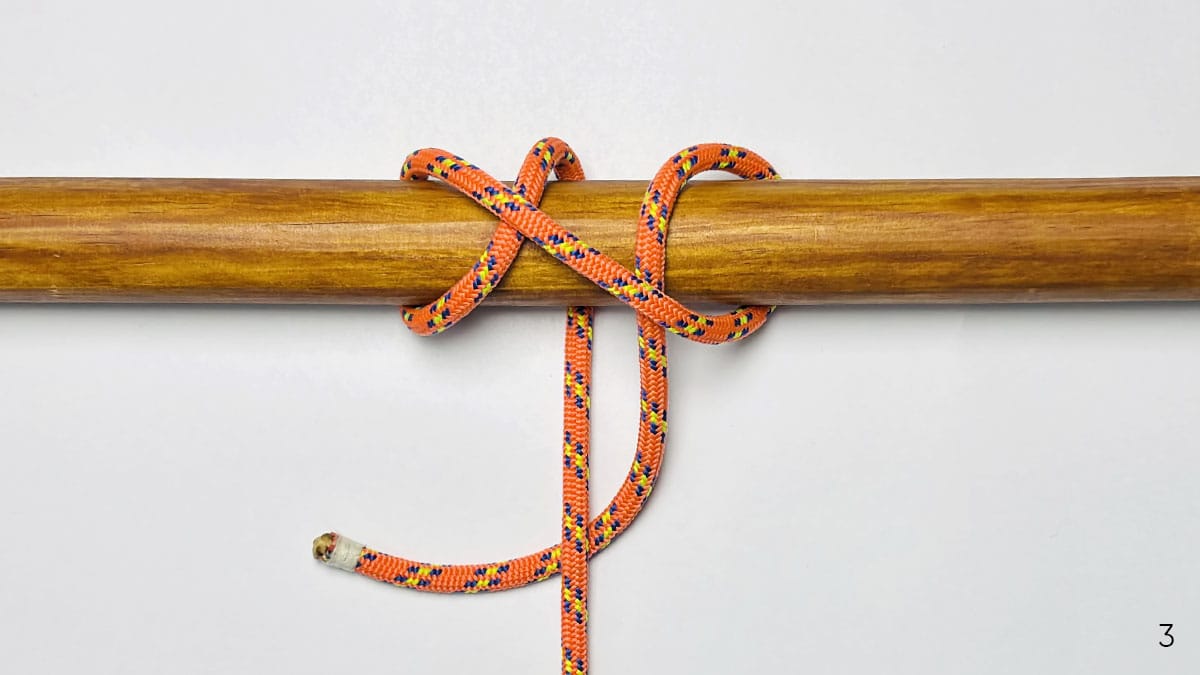 swing-hitch-knot-step-3