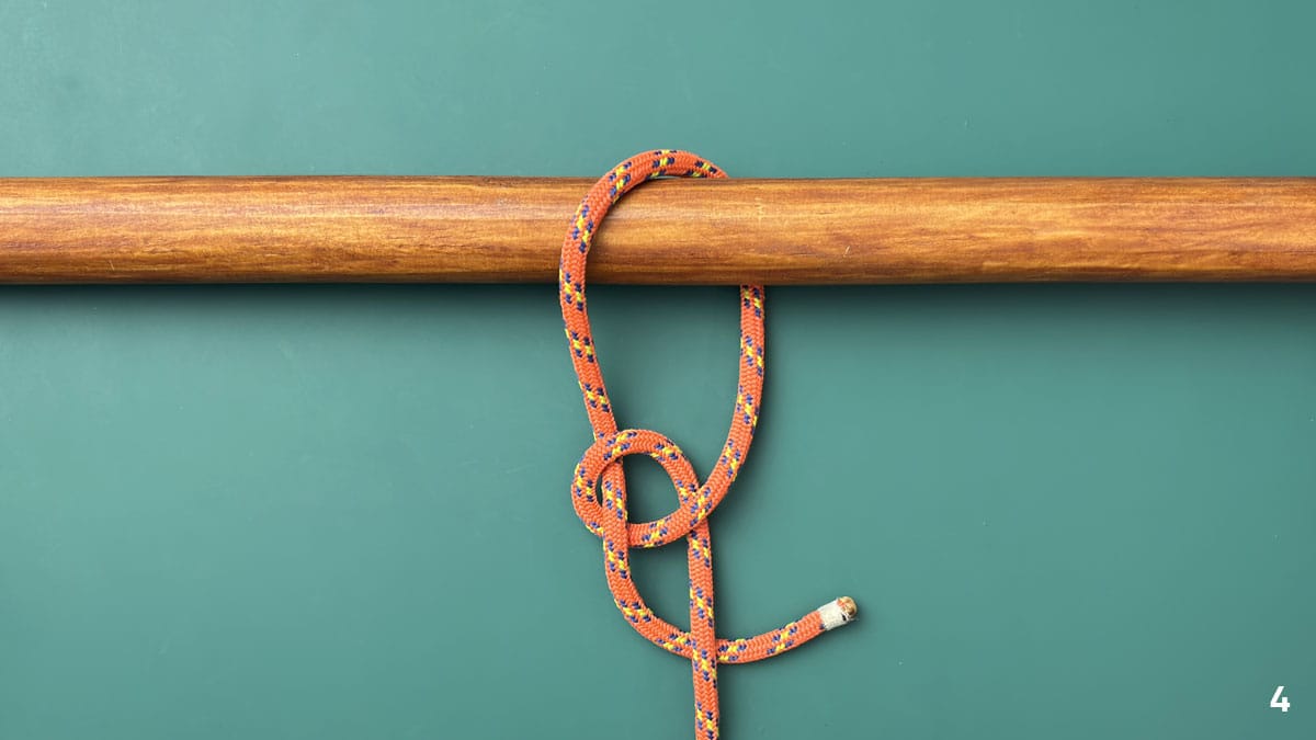 how-to-tie-a-bowline-knot-around-an-object-step-4