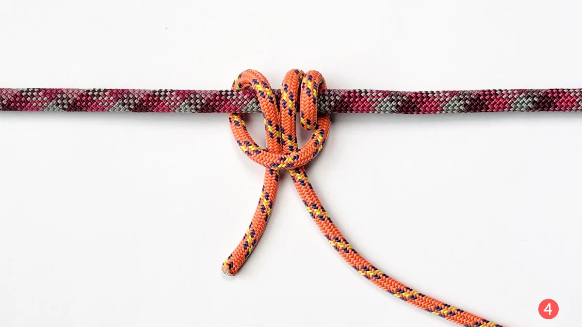magnus-hitch-step-4-how-to-tie-a-magnus-hitch-knotspedia