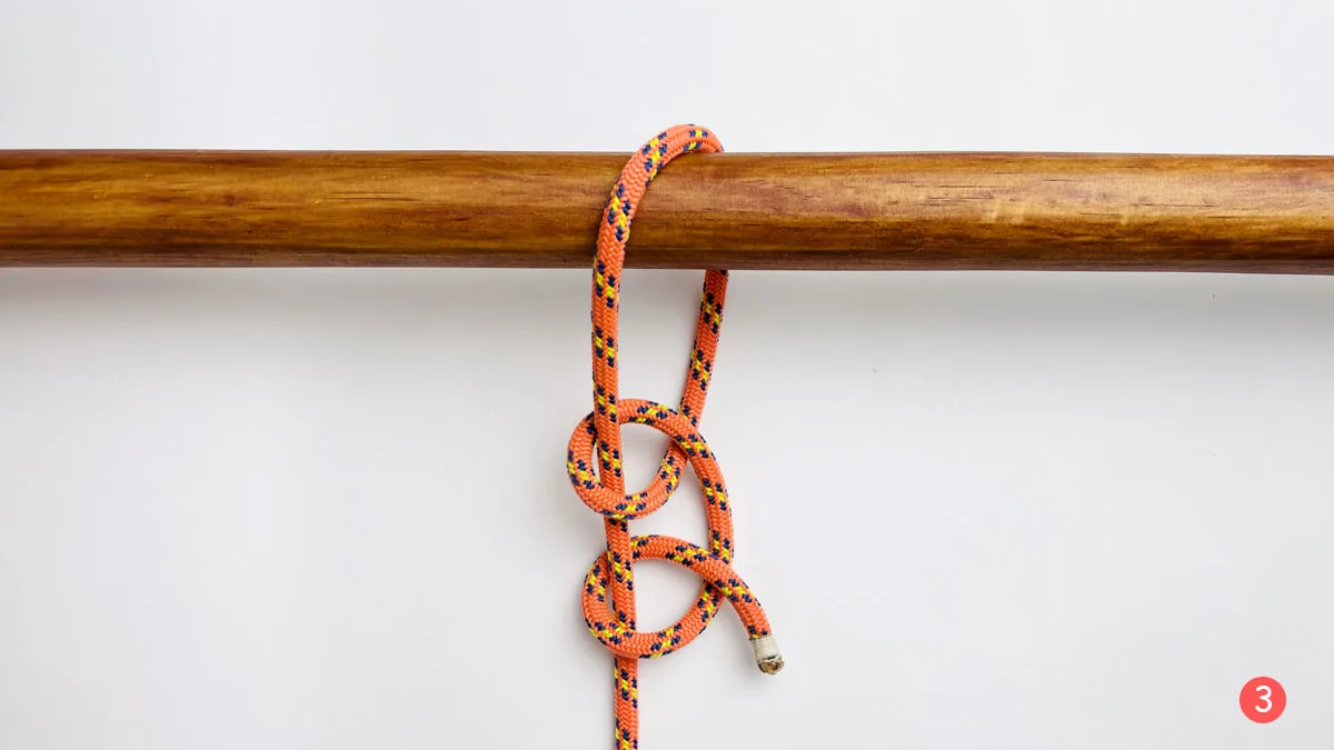 two-half-hitches-step-3-how-to-tie-a-two-half-hitches-knot-knotspedia