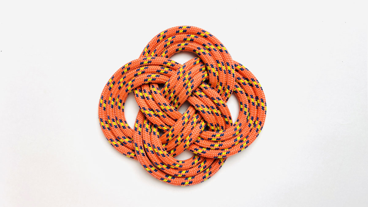 carrick bend mat with an additional turn