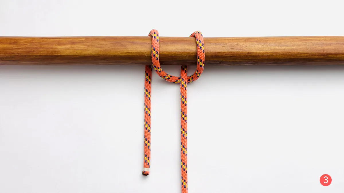 backhand-hitch-step-3-how-to-tie-the-backhand-hitch-knotspedia