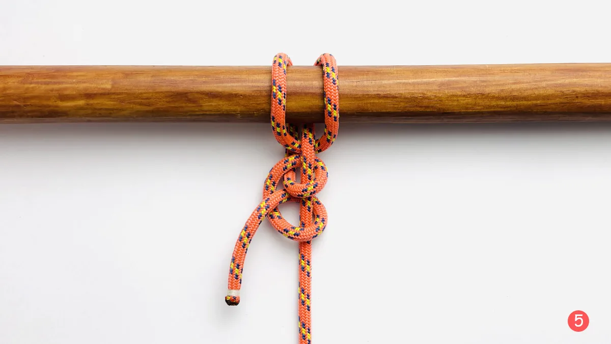 backhand-hitch-step-5-how-to-tie-the-backhand-hitch-knotspedia