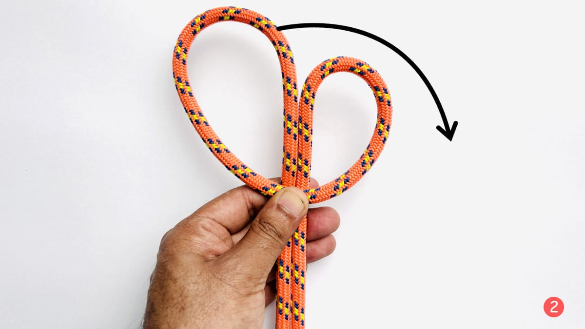 bull-hitch-alternative-method-step-2-how-to-tie-a-bull-hitch-knotspedia