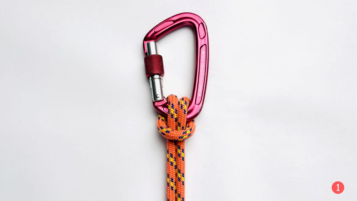 bull-hitch-bight-method-step-1-how-to-tie-a-bull-hitch-knotspedia