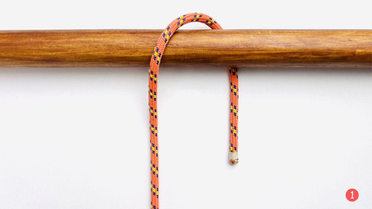 gnat-hitch-step-1-how-to-tie-a-gnat-hitch-knotspedia