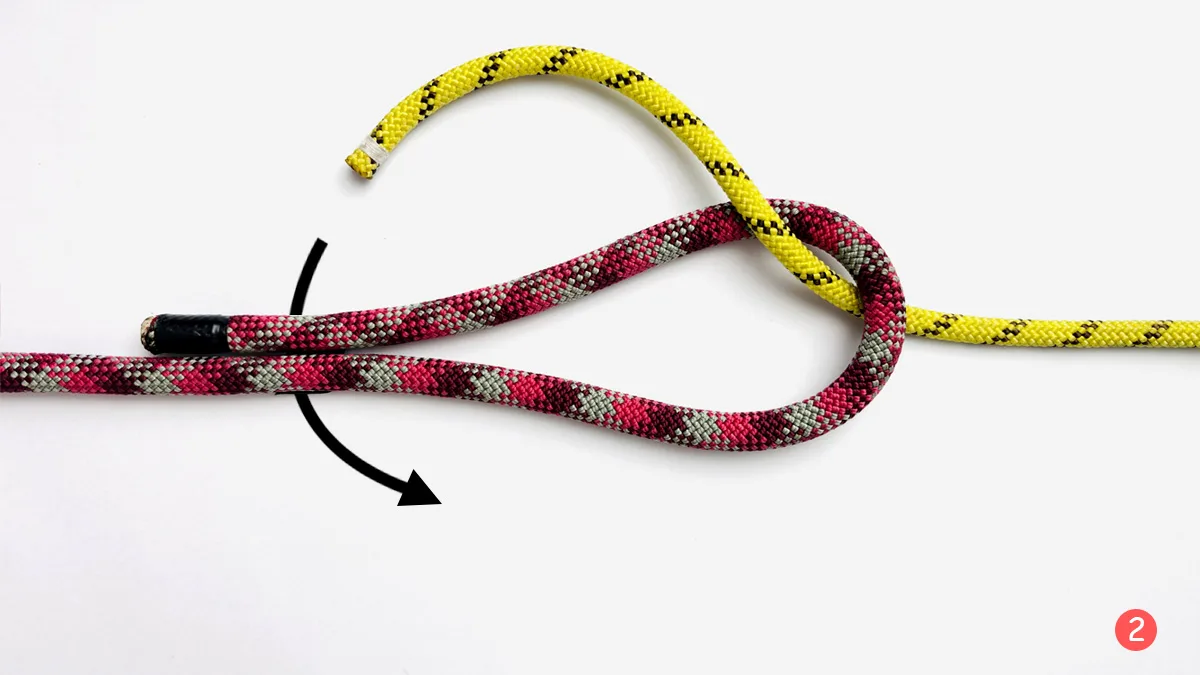 sheet-bend-step-2-how-to-tie-the-sheet-bend-knotspedia sheet-bend-step-2-how-to-tie-the-sheet-bend-knotspedia