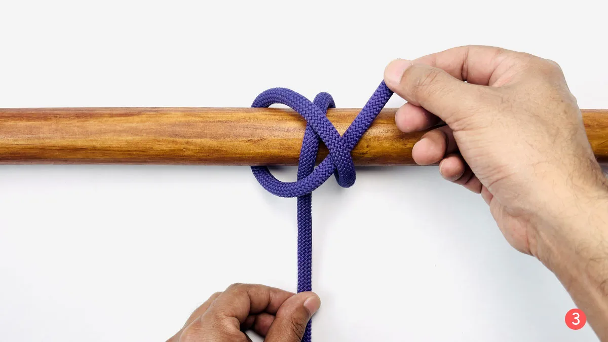 snuggle-hitch-step-3-how-to-tie-the-snuggle-hitch-knotspedia