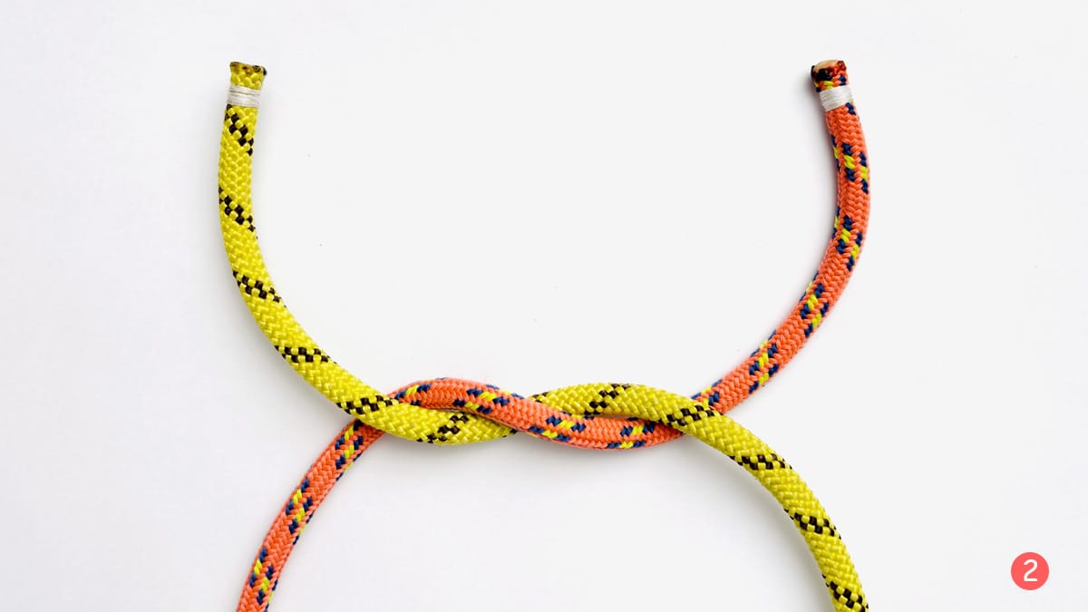 square-knot-step-2-how-to-tie-a-square-knot-knotspedia square-knot-step-2-how-to-tie-a-square-knot-knotspedia