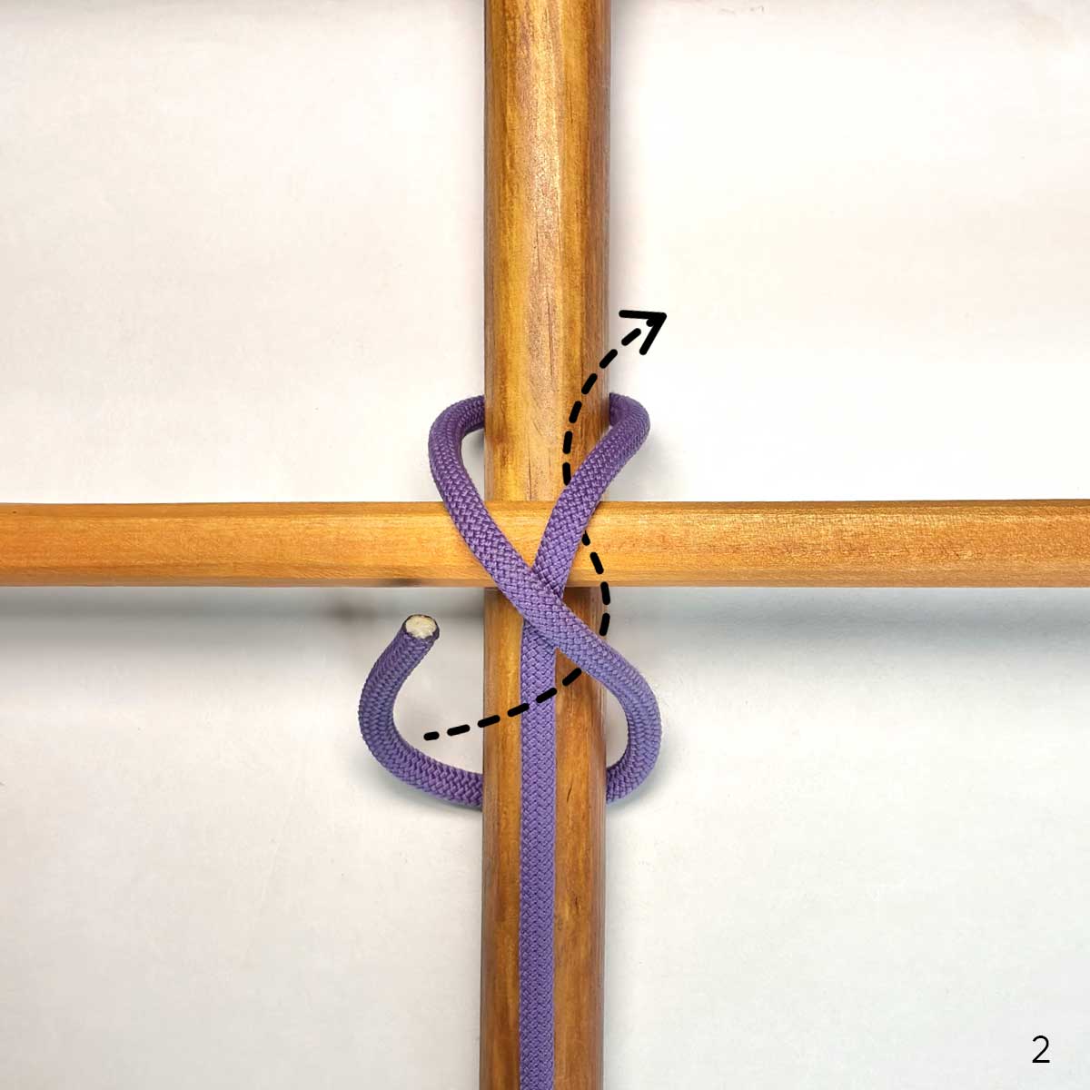transom-knot-step-number-2