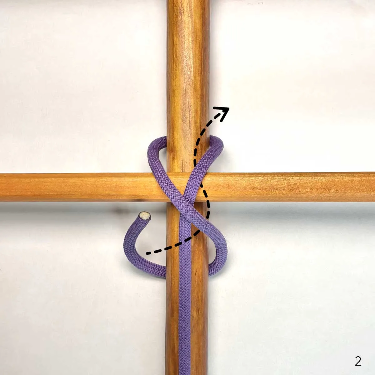 transom-knot-step-number-2